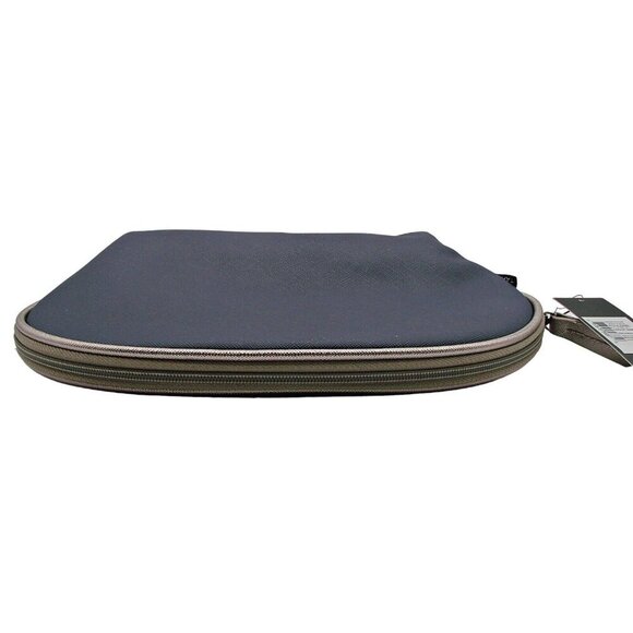 NEW Tahari Womens Navy/Pewter Travel Dome Cosmetic Case Make Up Bag Zip Closure - Picture 10 of 10